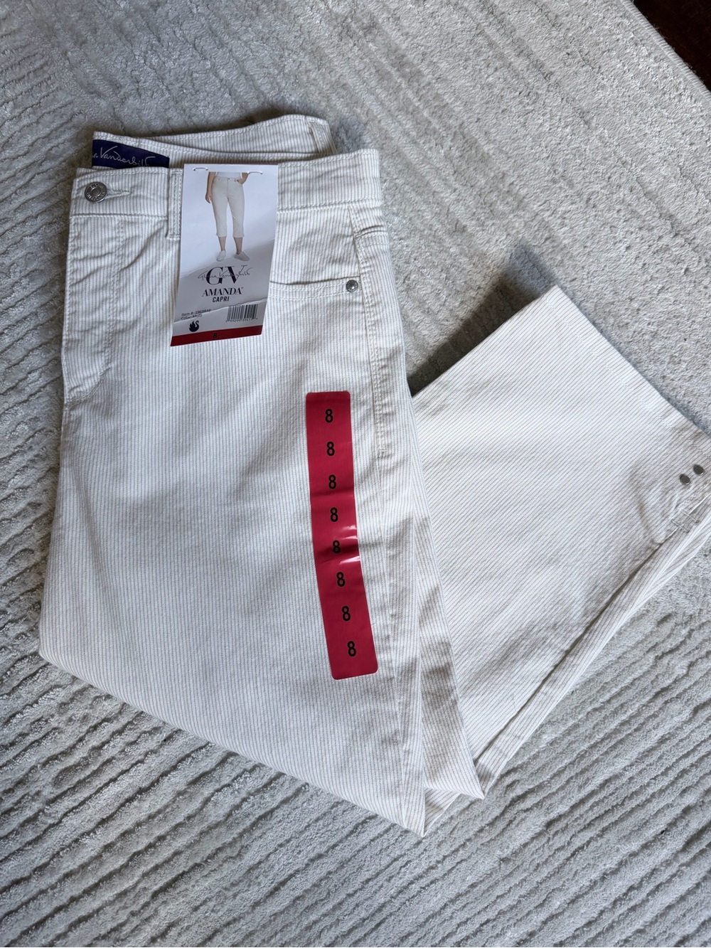 Gloria Vanderbilt Amanda Capri-New